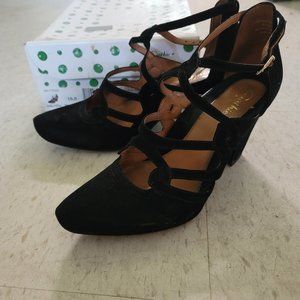 Earth black  heels, size 10